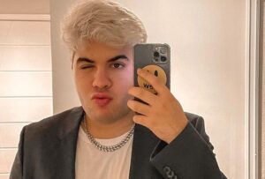 Álvaro parte pra cima de Camila Loures com comentário polêmico