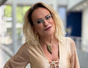 Ana Maria Braga leva o Mais Você para os Estados Unidos na Copa do Mundo