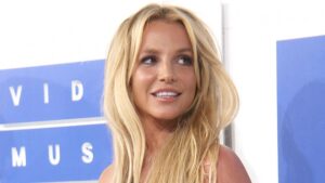 Britney Spears Rebate Acusações de Comportamento Exaltado em Restaurante