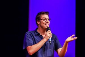 Fabio Porchat pode virar persona non grata no Rio; entenda o que significa