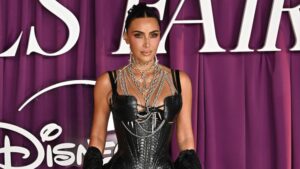 Kim Kardashian Choca ao Revelar Sua Rotina ABSURDA de Suplementos