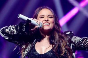 Larissa Manoela desabafa sobre retorno à carreira musical: ‘Tenho vontade’
