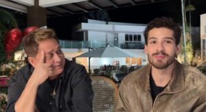 Leonardo revela se faria cenas de nudez em entrevista com filho João Guilherme