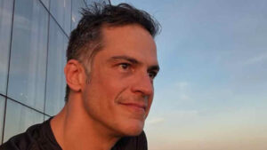 Mateus Solano se reorganiza após separação e garante: sigo solteiro!