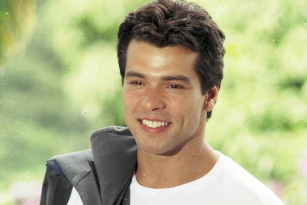 Maurício Mattar volta em grande estilo às novelas da Globo após 17 anos