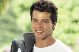 Maurício Mattar volta em grande estilo às novelas da Globo após 17 anos
