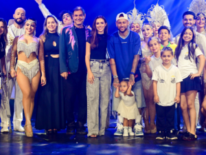 Neymar fecha circo inteiro para família em Santos e causa tumulto na saída
