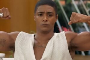 Revelação do SBT brilha e arruma bico de ouro na Globo!