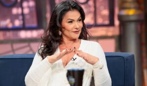 Suzana Alves Quebra Silêncio Sobre Tiazinha: Revelação Impactante!