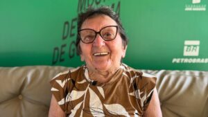 Tânia Maria voltou a vender tapetes após sucesso em ‘O Agente Secreto’