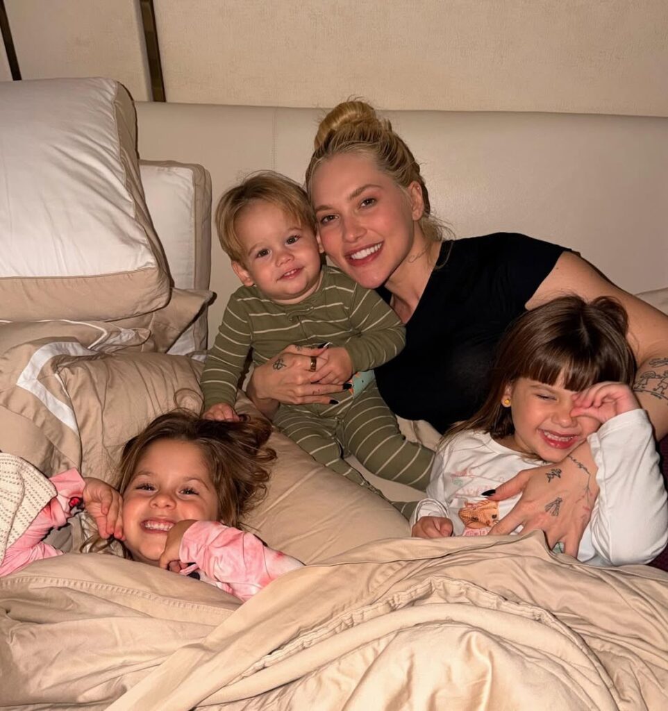 Filha tão obcecada por Virginia que esquece da mãe no Rio