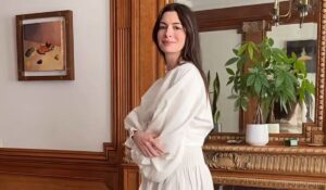 Anne Hathaway Anuncia Terceira Gravidez