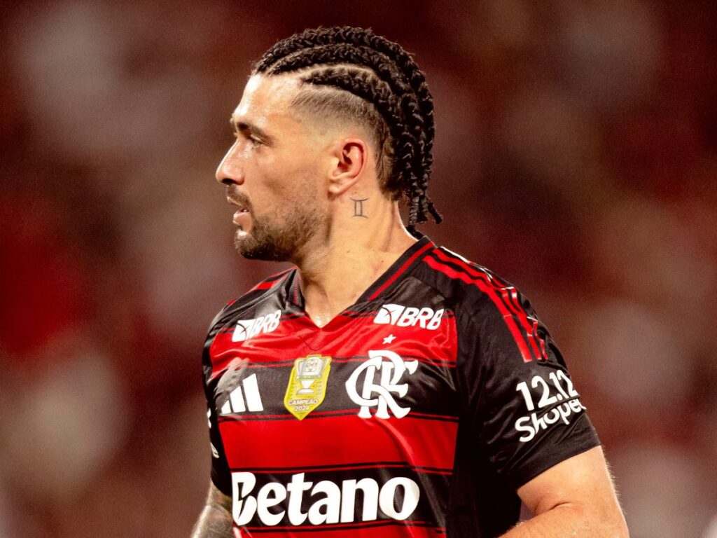 Arrascaeta na corda bamba: Uruguai segue na torcida pela recuperação do craque do Flamengo