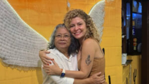 Bárbara Borges reencontra Marlene Mattos após polêmica