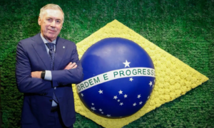 Carlo Ancelotti tenta recuperar moral da Seleção depois de estreia decepcionante