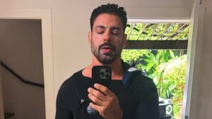 Cauã Reymond Viraliza com Técnica Abdominal Misteriosa que Deixa Internet Confusa