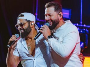 Diego & Arnaldo celebram sucesso no São Pedro da Bahia e anunciam novo DVD!
