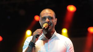 Diogo Nogueira e a Recuperação da Voz: Por Que Demora Mais que a Doença