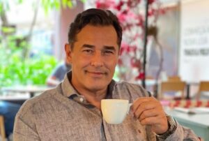 Luciano Szafir Realiza Harmonização Facial e Resultado Impressiona