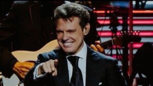 Luís Miguel recebe alta após cirurgia cardíaca nos EUA