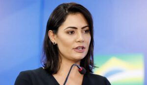 Michelle Bolsonaro Muda Comportamento Após Prisão do Ex-Presidente