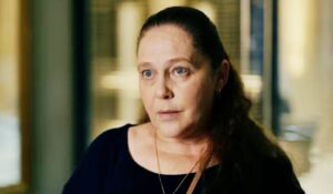 Quem Ama Cuida: A doença de Elisa, mãe de Adriana, choca espectadores