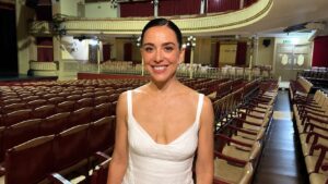 Roberta Sá Transforma Música em Resistência Feminina na Europa