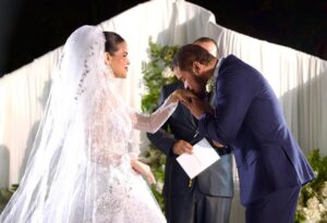 Sidney Sampaio Celebra Casamento em Castelo com Festão de R$ 500 MIL!