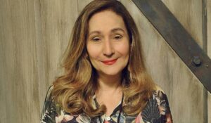Sonia Abrão pode deixar RedeTV e comandar novo programa bombástico
