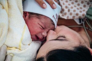 Sthefany Brito dá à luz Filippo, seu terceiro filho com Igor Raschkovsky