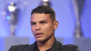Thiago Silva Quebra o Silêncio Após Acertar Retorno ao Fluminense