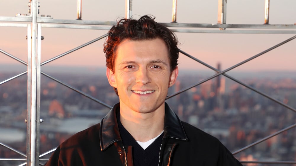 Tom Holland abre o coração sobre período sombrio com álcool: ‘Era bem solitário’