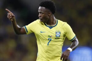 Vini Jr. Abre o Placar para o Brasil na Copa!