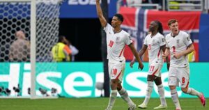 Bellingham brilha na prorrogação e elimina Noruega com golaço na Copa do Mundo
