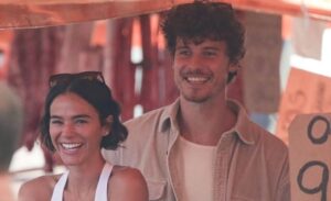 Bruna Marquezine processa paparazzo por fotos com Shawn Mendes