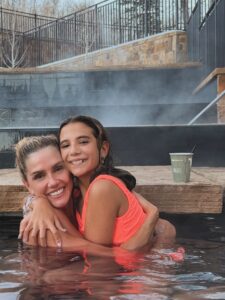 Deborah Secco se Derrete pela Filha Maria Flor: ‘Minha Vida é para Ela’