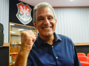 Presidente do Flamengo Rompe Silêncio sobre Saída de Filipe Luís