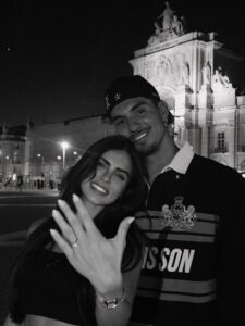 Gabriel Medina e Isabella Arantes estão noivos! Veja o anel de diamante