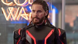 Jared Leto e seu ‘Dedo Podre’: Novo Fracasso em Hollywood Custa R$ 2 Bilhões!