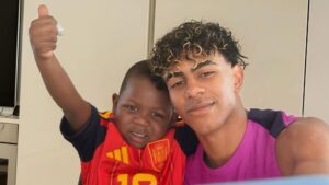 Keyne Yamal, irmã de Lamine Yamal, viraliza nas redes e toma conta da final da Copa do Mundo 2026