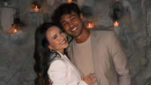 Larissa Manoela comemora 4 anos com André Frambach e recuperação incrível