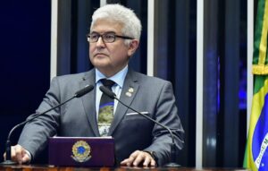 Marcos Pontes fica honrado por ser cotado para vice de Flávio