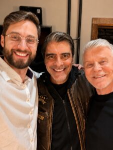 Miguel Falabella curte dia especial com o namorado Alexandre Altoe e amigo Junno Andrade