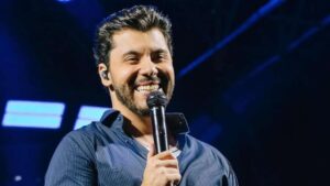 Murilo Huff Surpreende com Show Gratuito no Ceará