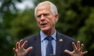 Peter Navarro: Ex-conselheiro de Trump tem condenação mantida por desacato