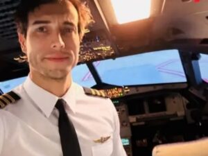 Piloto Pula de Avião em Pleno Voo Deixando Aluna de 22 Anos em Desespero