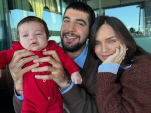 Rafa Kalimann reflete sobre pressão para voltar ao trabalho após se tornar mãe de Zuza
