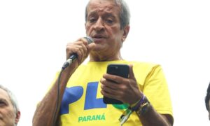 Republicanos faz jogo duro com PL e cobra reciprocidade em aliança com Flávio