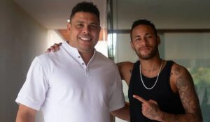 Ronaldo Fenômeno quebra silêncio e aconselha Neymar após decepção na Copa do Mundo