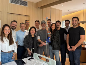 Sabrina Sato emociona ao recordar como descobriu câncer de pâncreas do pai Omar Rahal